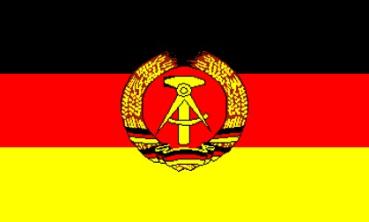 DDR Fahne 30 x 20 cm.